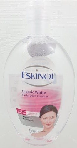 Eskinol Classic White Facial Deep Cleanser 225 Ml (UDSOLGT)